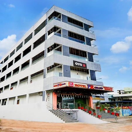 Hotel O Pr Grand Khammam Dış mekan fotoğraf